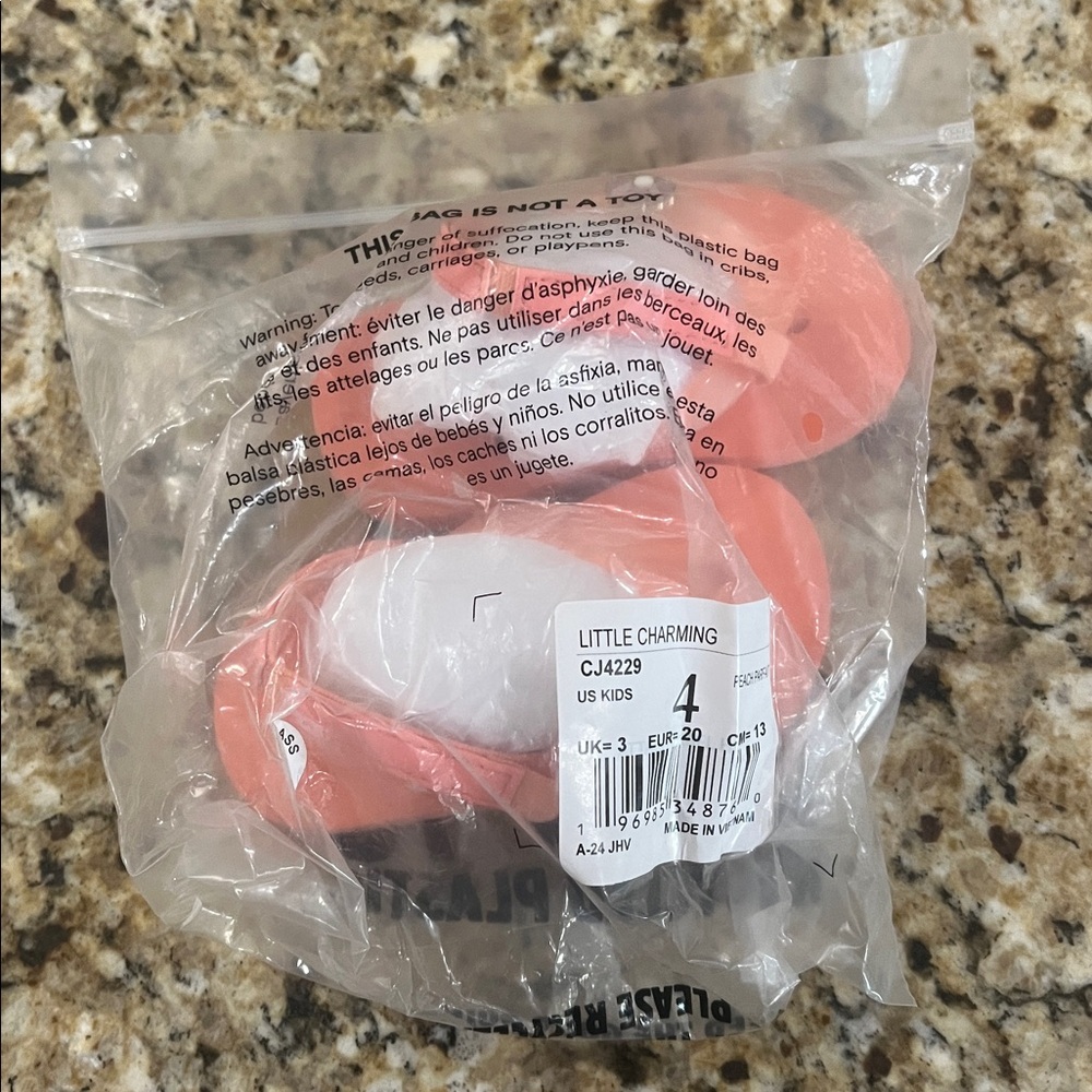 New - Reef Kids Little Charming Girl's Sandals in Peach Parfait - Size 4 - Picture 5 of 5